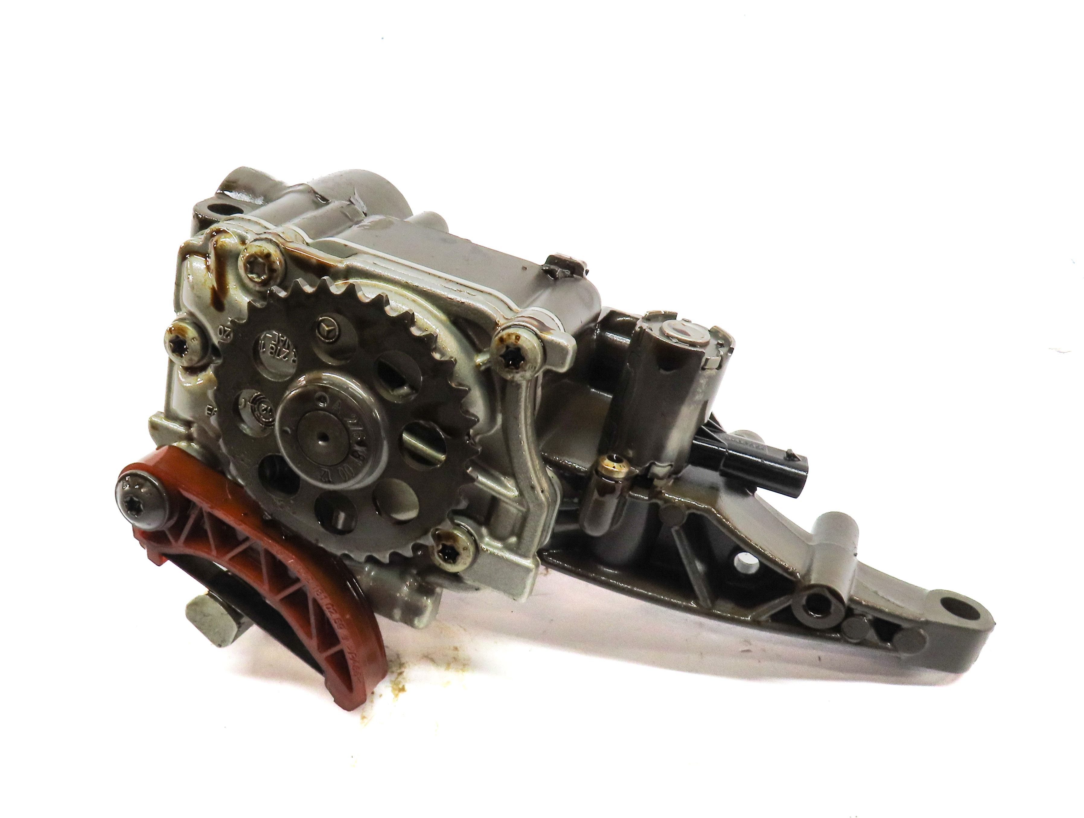 2012 MERCEDES E350 SEDAN (W212) 3.5L (276.952) ENGINE MOTOR OIL FLUID PUMP — exact item pictured